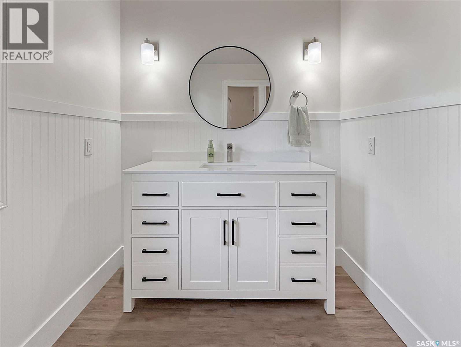 City Of Swift Current Acreage, Swift Current, SK - Indoor Photo Showing Bathroom