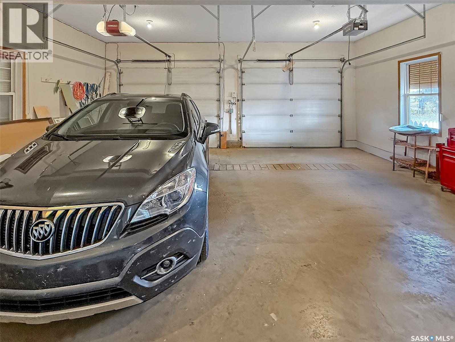 City Of Swift Current Acreage, Swift Current, SK - Indoor Photo Showing Garage