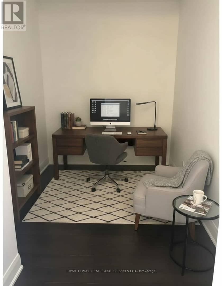 705 - 2900 Highway 7 W, Vaughan, ON - Indoor Photo Showing Office