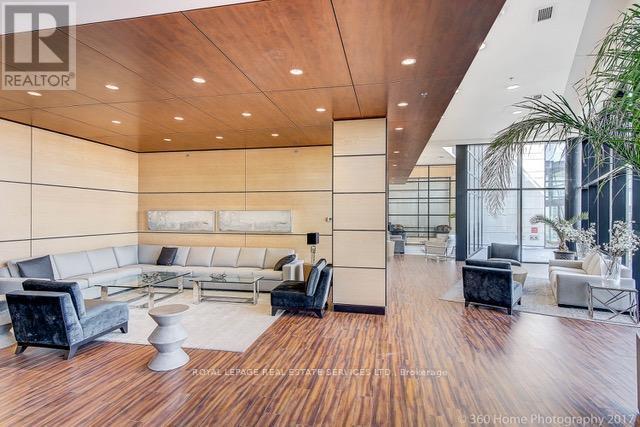 705 - 2900 Highway 7 W, Vaughan, ON - Indoor Photo Showing Other Room