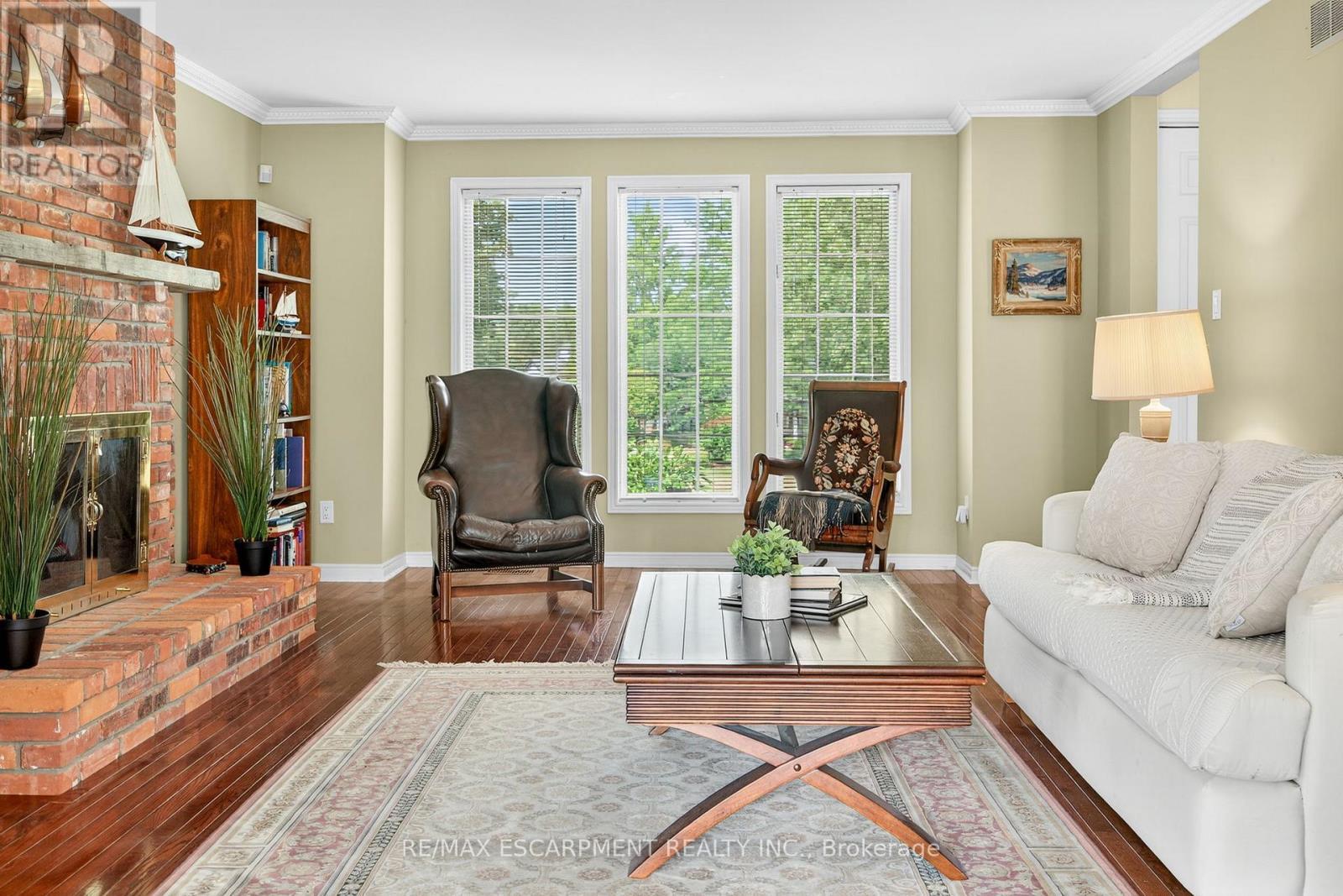 22 Weneil Drive, Hamilton, ON - Indoor Photo Showing Living Room With Fireplace