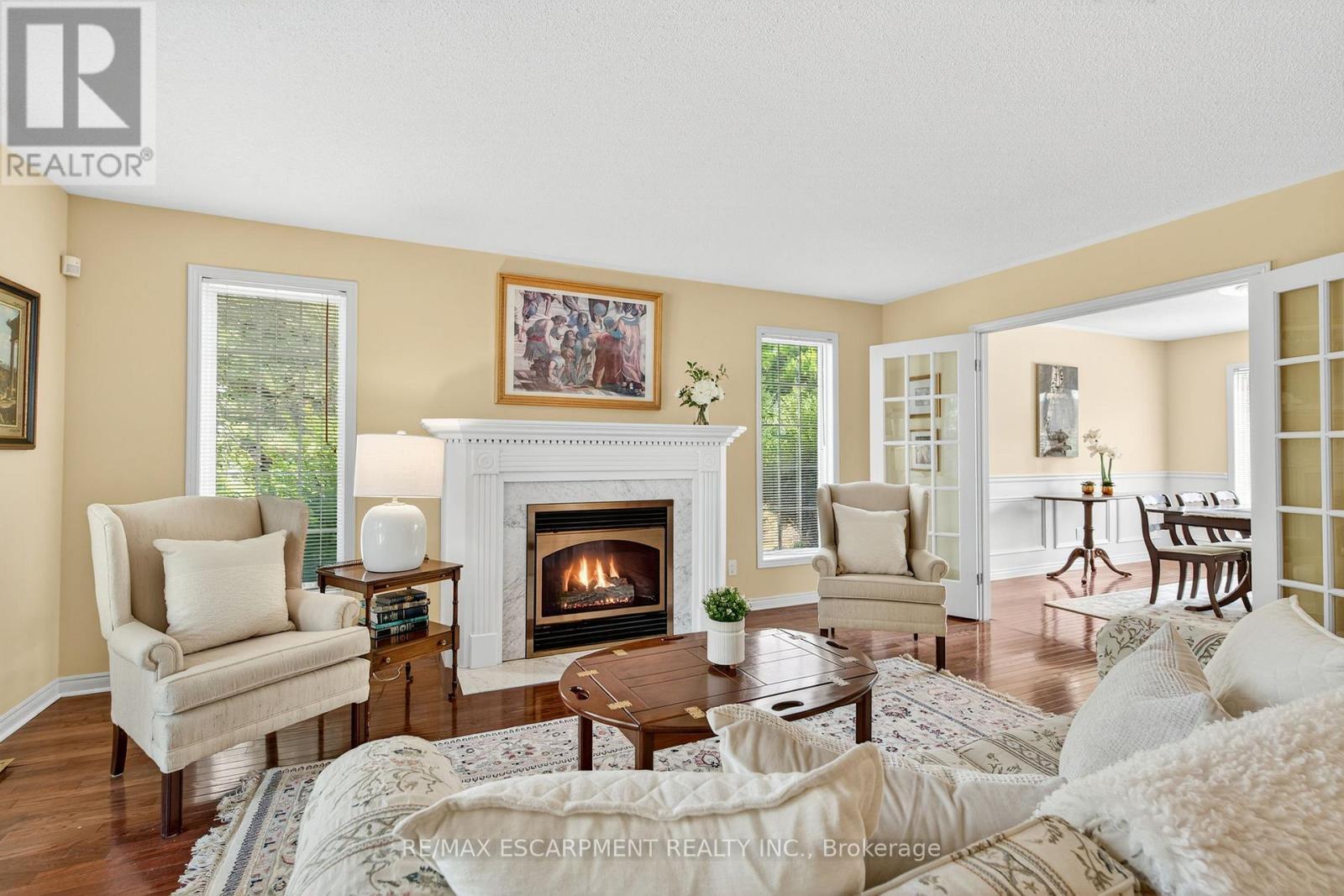 22 Weneil Drive, Hamilton, ON - Indoor Photo Showing Living Room With Fireplace