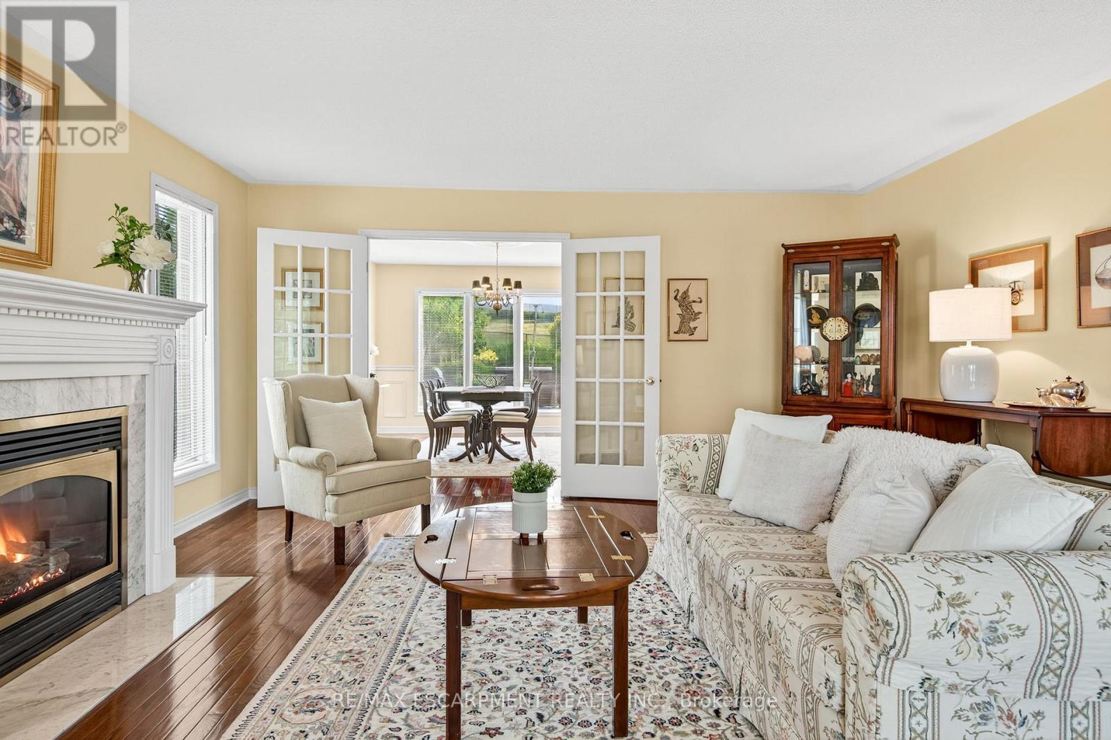 22 Weneil Drive, Hamilton, ON - Indoor Photo Showing Living Room With Fireplace