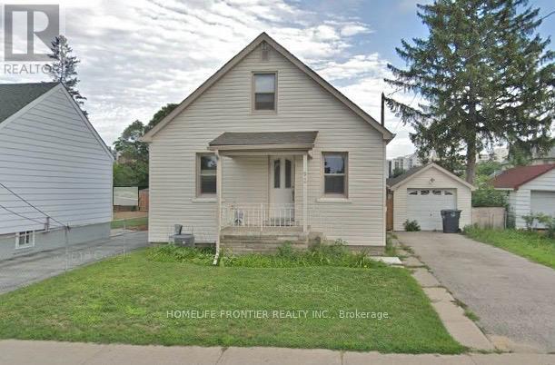 92 King Street W, Mississauga, ON - Outdoor