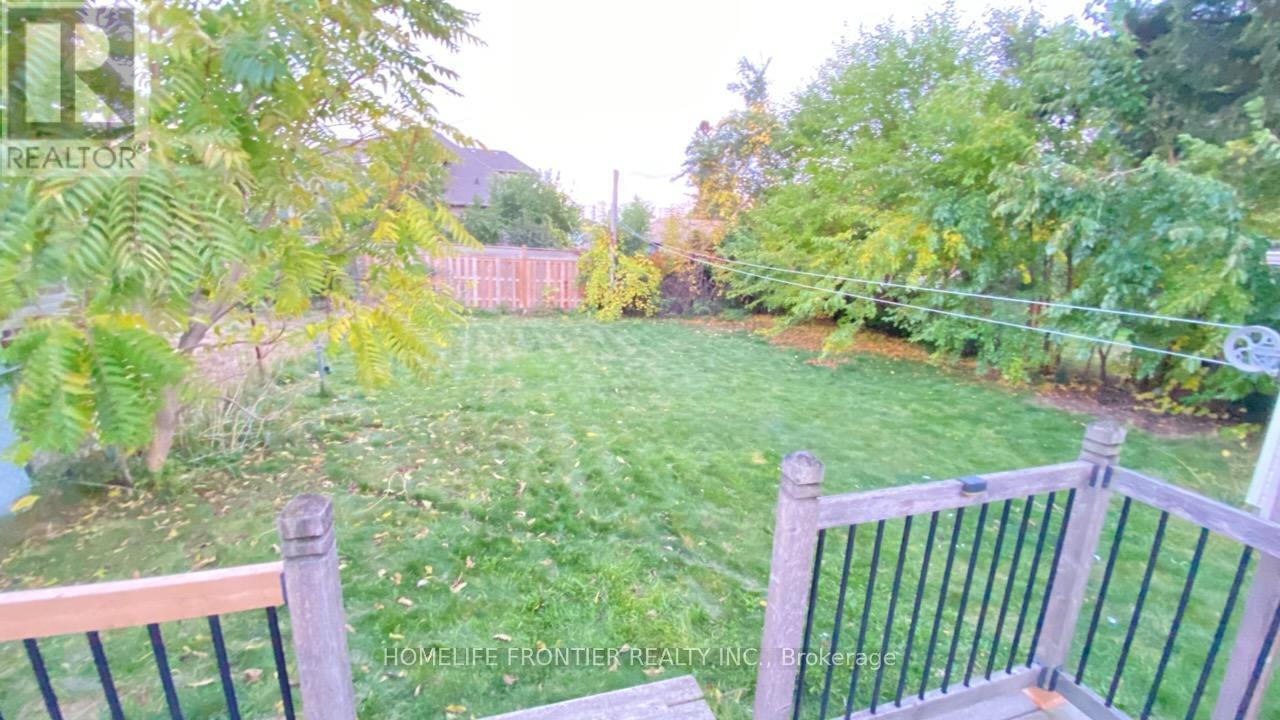 92 King Street W, Mississauga, ON - Outdoor