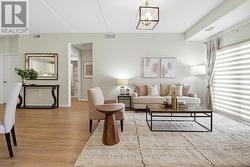 Spacious living room -