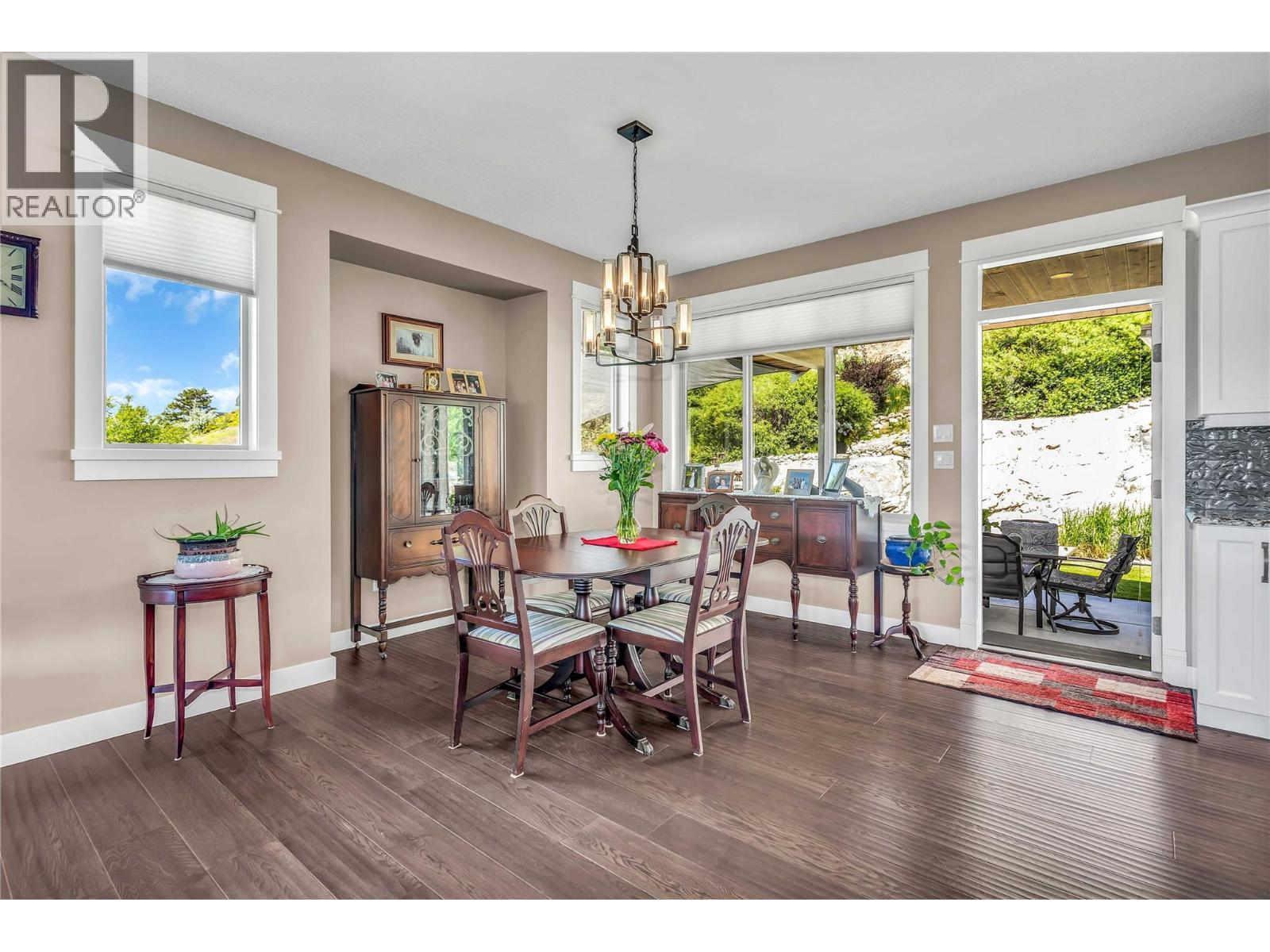 8780 Braeburn Drive, Coldstream, BC - Indoor Photo Showing Dining Room