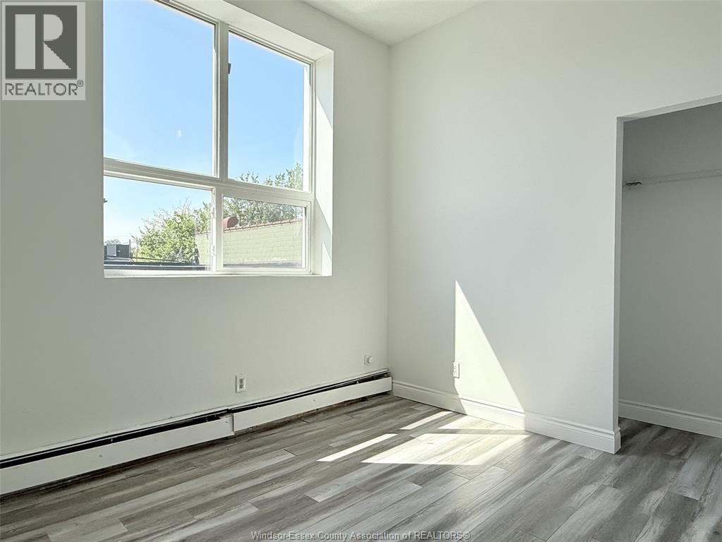 1188 Wyandotte Street East Unit# 4, Windsor, ON - Indoor Photo Showing Other Room