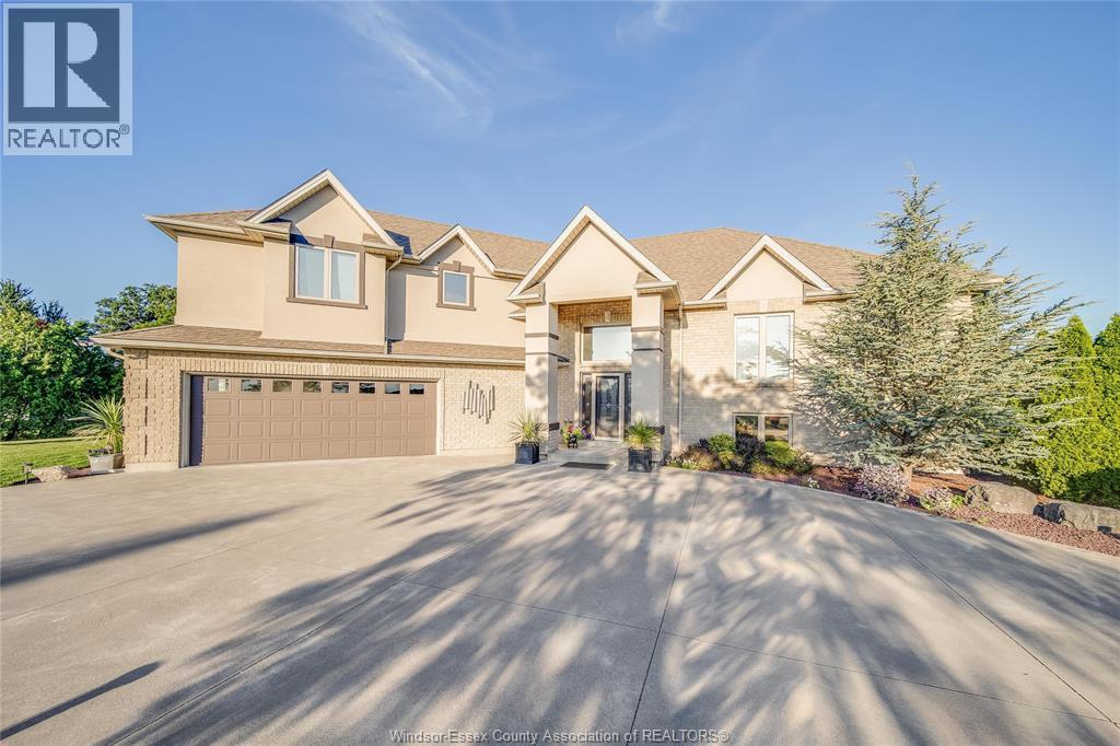 914 Lakeshore Road 101, Maidstone, ON - Outdoor With Facade