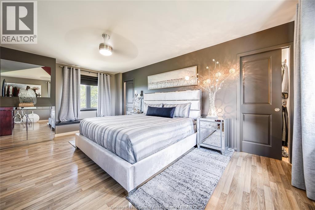 914 Lakeshore Road 101, Maidstone, ON - Indoor Photo Showing Bedroom