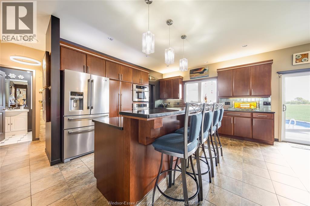 914 Lakeshore Road 101, Maidstone, ON - Indoor Photo Showing Other Room