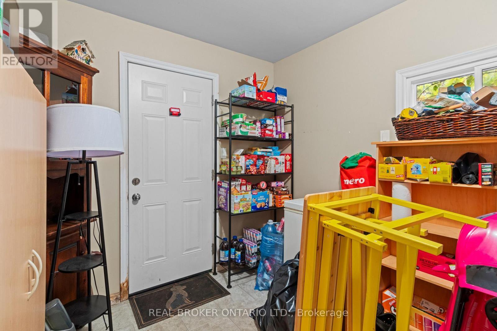 1323 2Nd Avenue W, Owen Sound, ON - Indoor Photo Showing Other Room