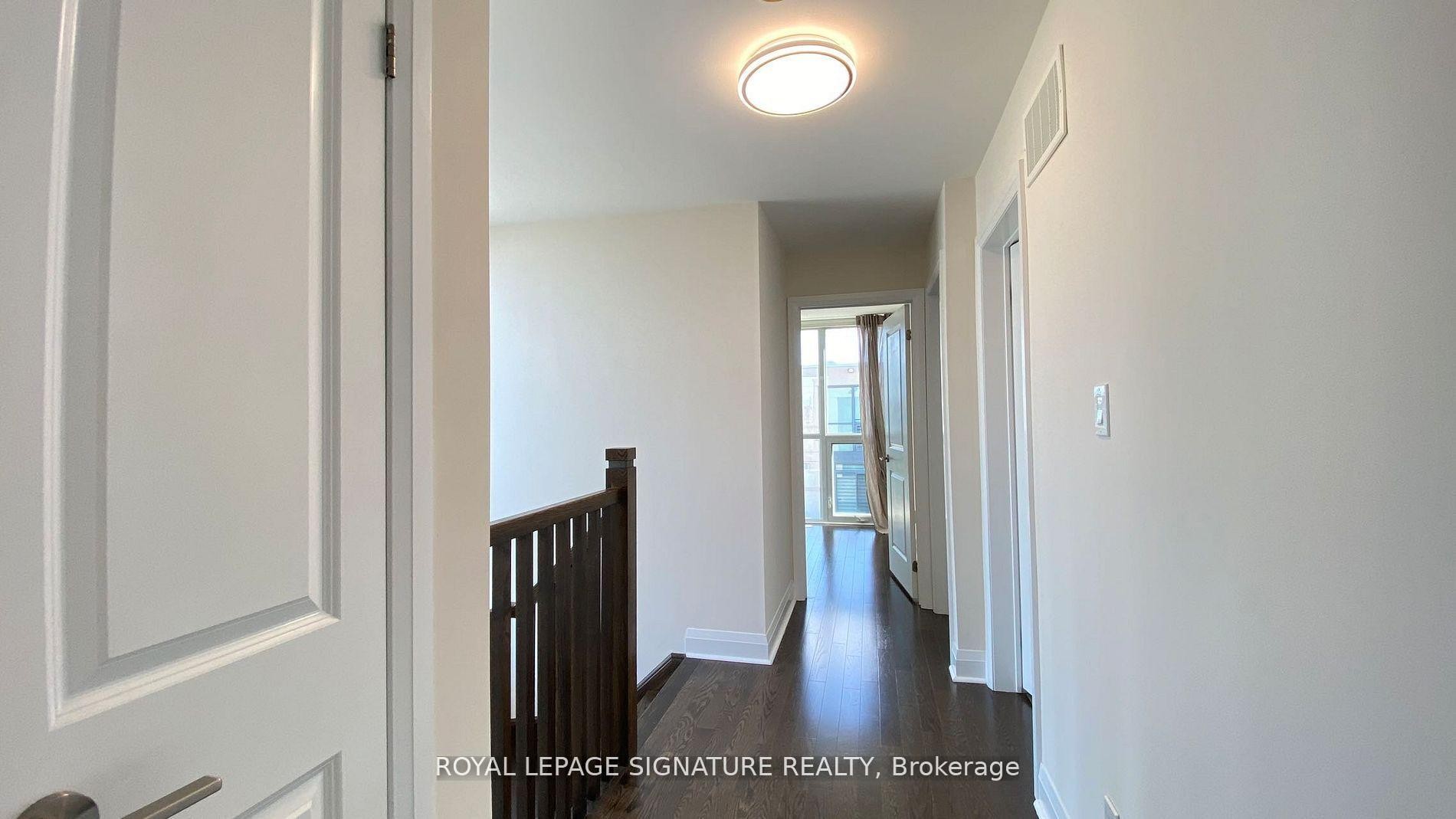 1-5040 Four Springs Avenue, Mississauga, ON - Indoor Photo Showing Other Room