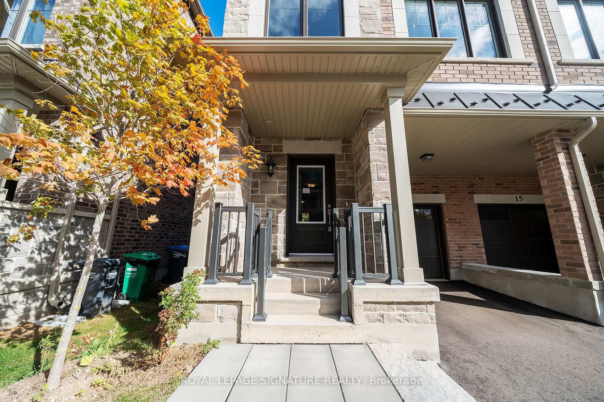 13 Folcroft Street, Brampton, ON - Outdoor With Facade