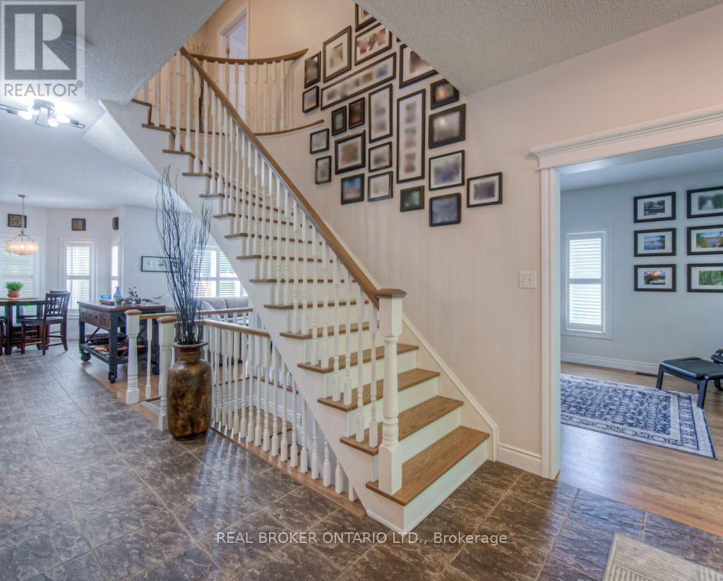 177 Old Maple Boulevard, Guelph/Eramosa, ON - Indoor Photo Showing Other Room