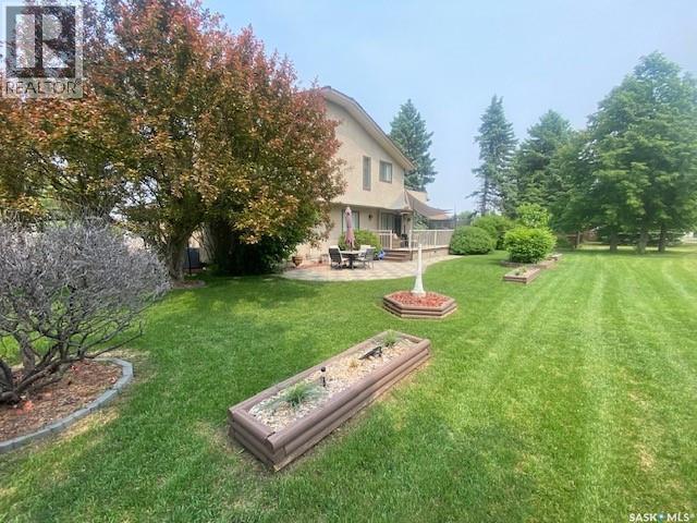 32 Windfield Place, Yorkton, SK - Outdoor
