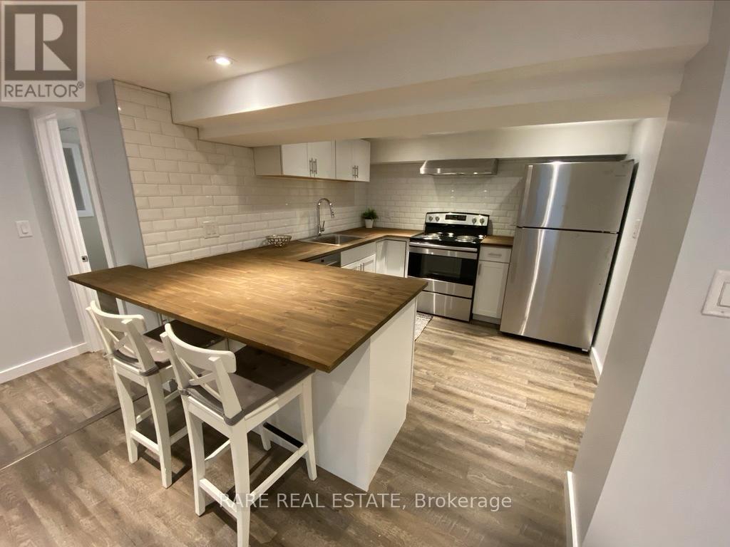 2491 Gerrard Street E, Toronto, ON - Indoor Photo Showing Other Room