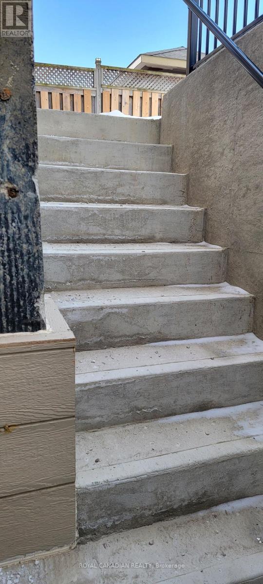 Bsmt - 84 Masters Green Crescent, Brampton, ON - Outdoor