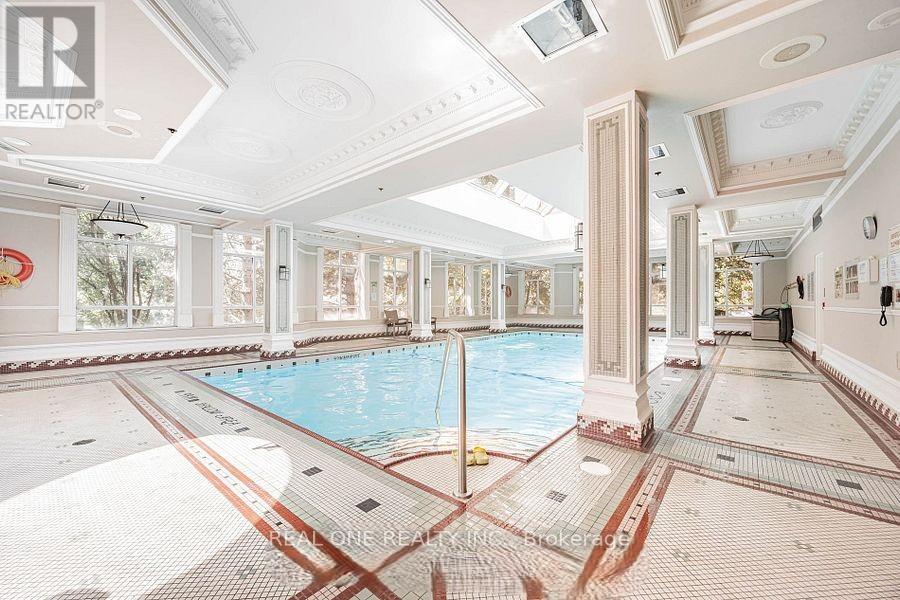 1708 - 18 Sommerset Way, Toronto, ON - Indoor Photo Showing Other Room With In Ground Pool