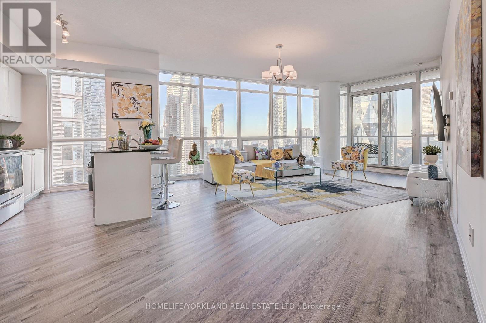 3008 - 65 Bremner Boulevard, Toronto, ON - Indoor