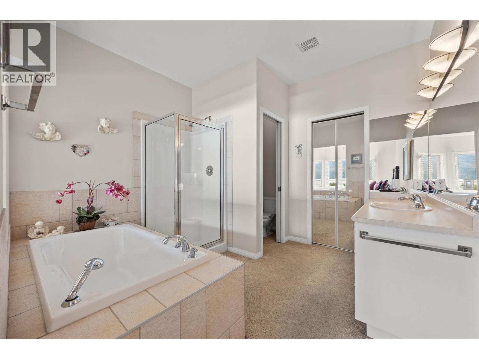 2100 Boucherie Road Unit# 28, West Kelowna, BC - Indoor Photo Showing Bathroom