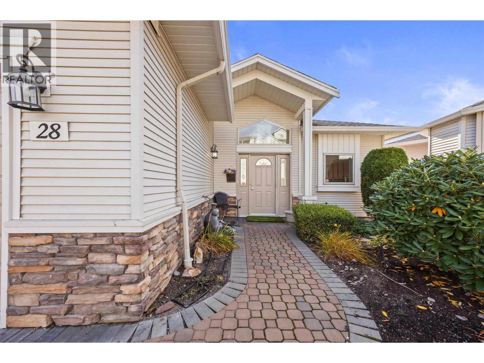2100 Boucherie Road Unit# 28, West Kelowna, BC - Outdoor