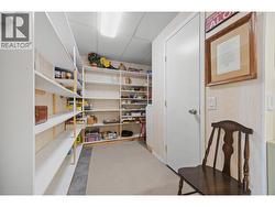 Coldroom in Laundryroom / Storage room. -