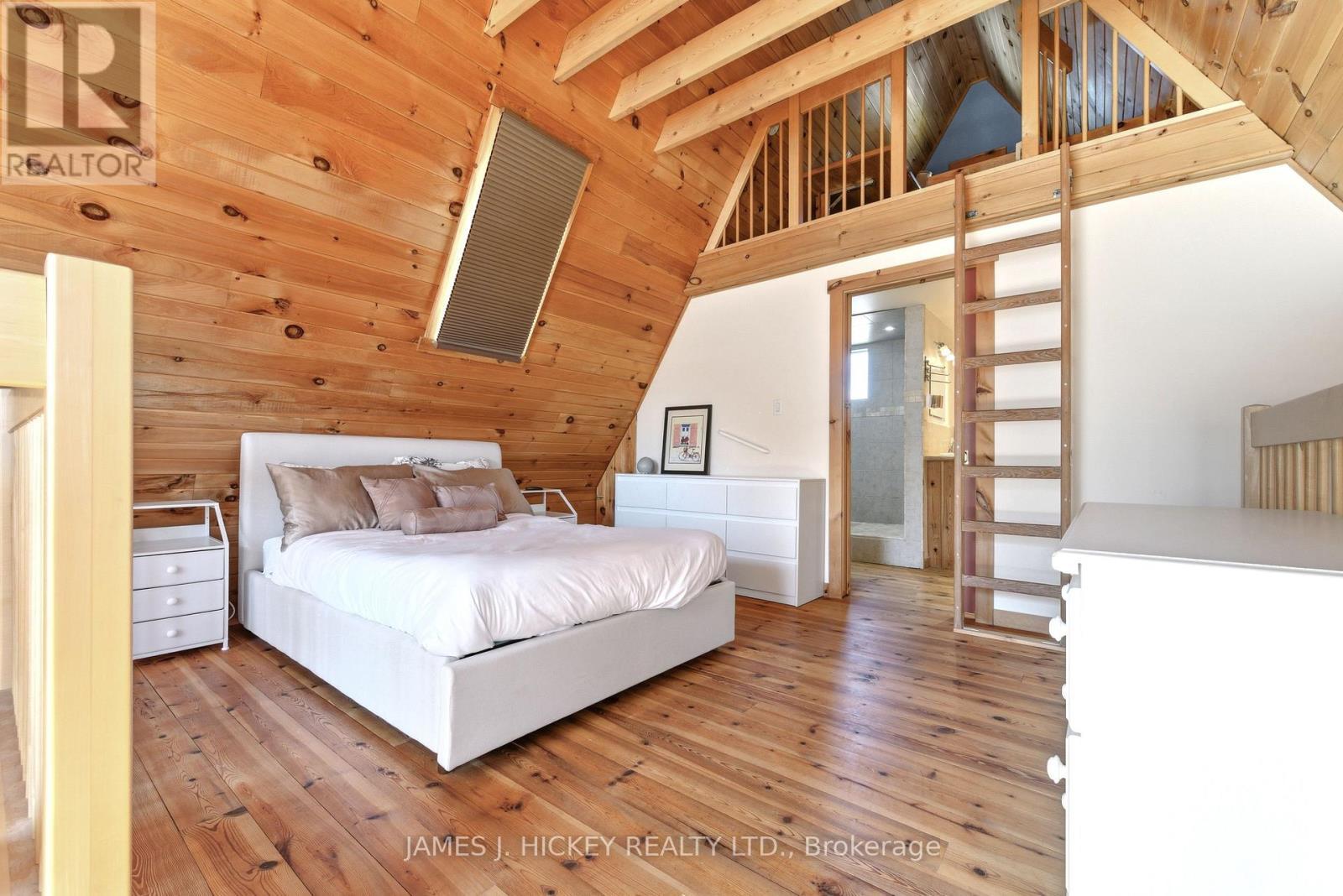 120 Deep River Road, Deep River, ON