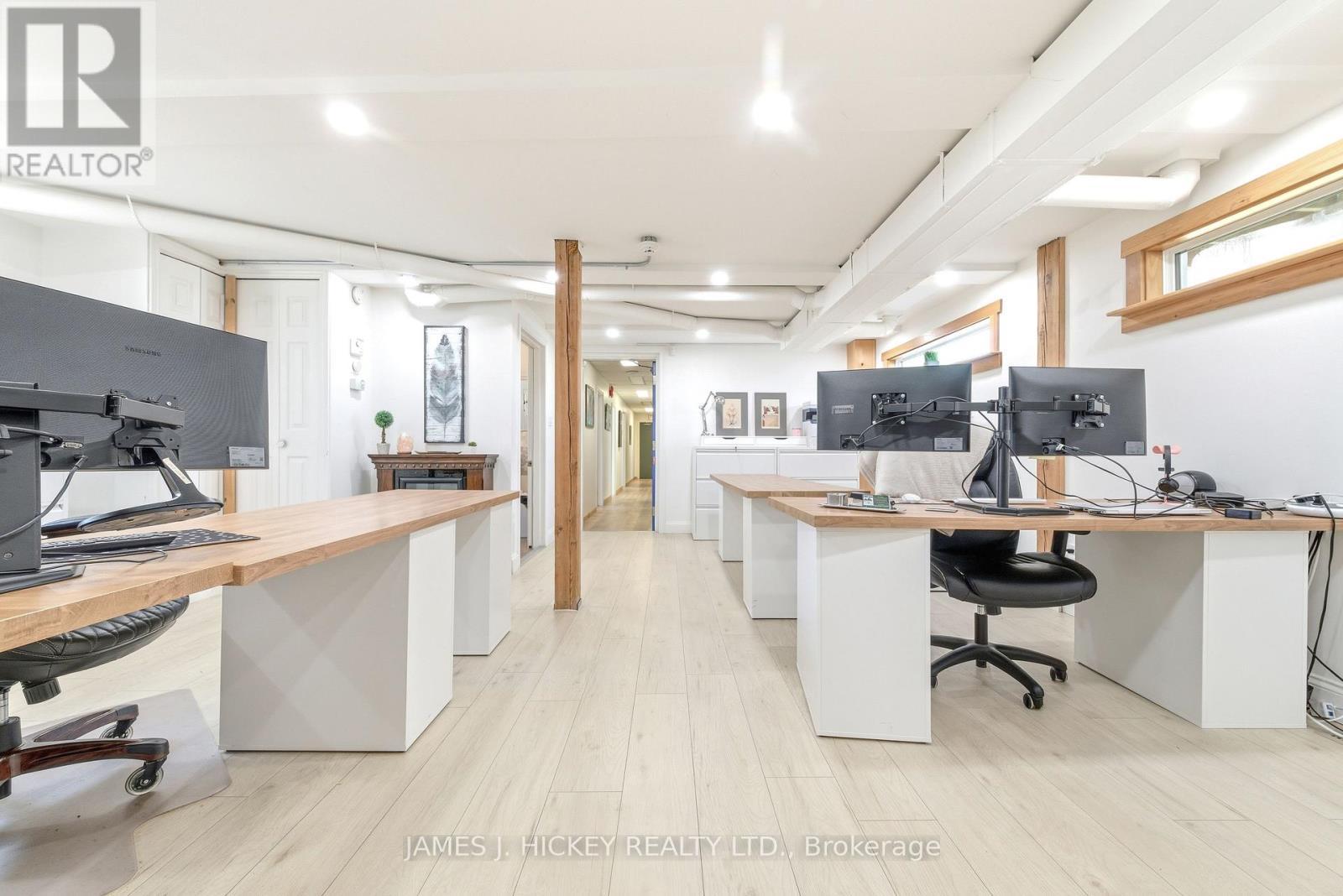 120 Deep River Road, Deep River, ON