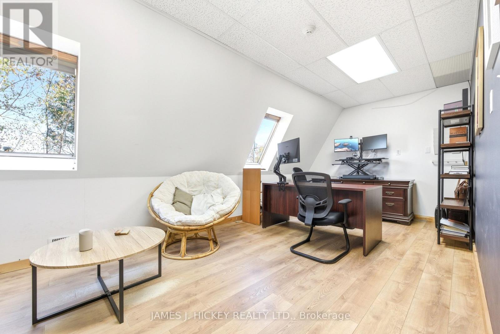 120 Deep River Road, Deep River, ON