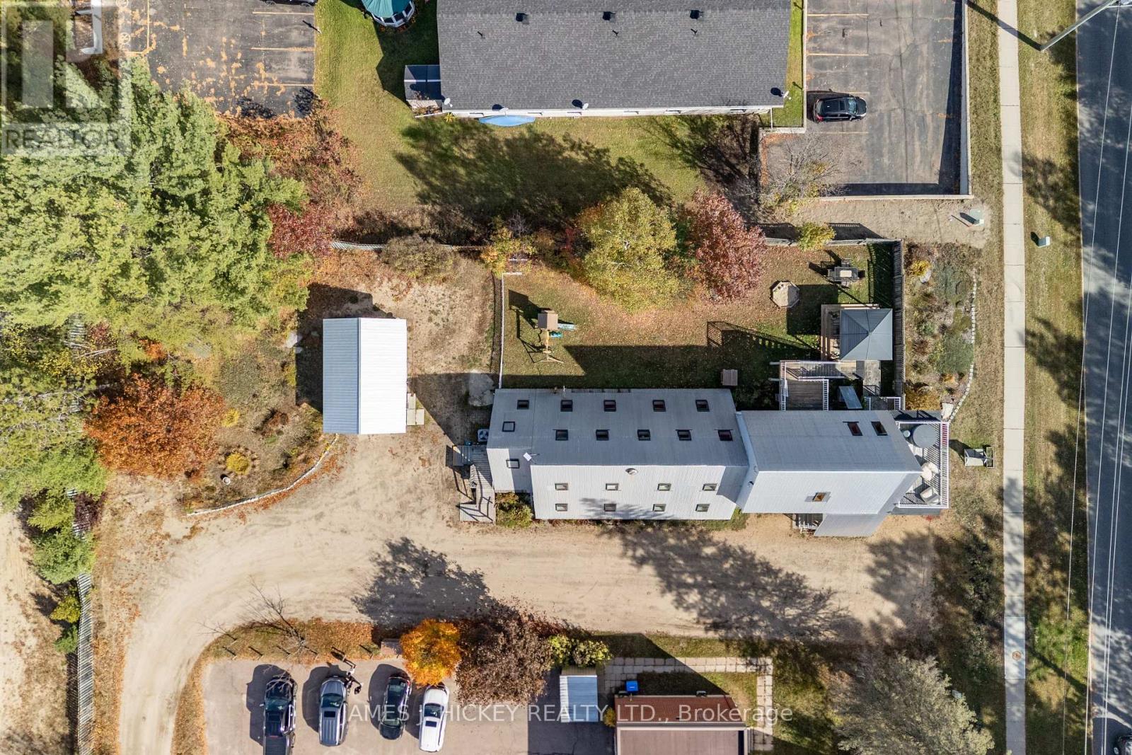 120 Deep River Road, Deep River, ON