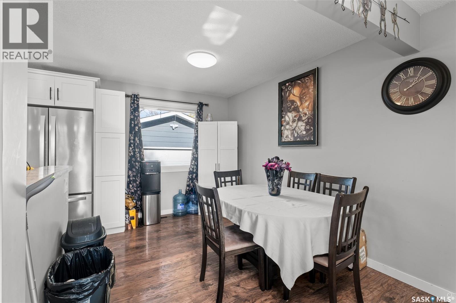 724 Eastwood Street, Prince Albert, SK - Indoor Photo Showing Dining Room