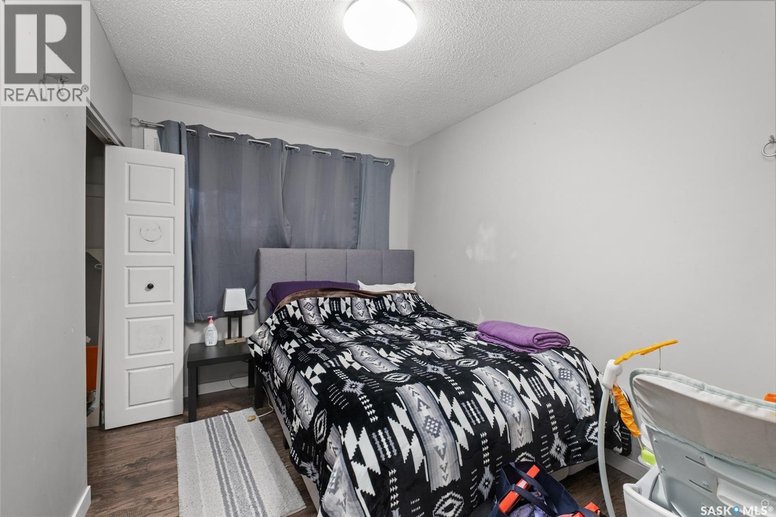 724 Eastwood Street, Prince Albert, SK - Indoor Photo Showing Bedroom