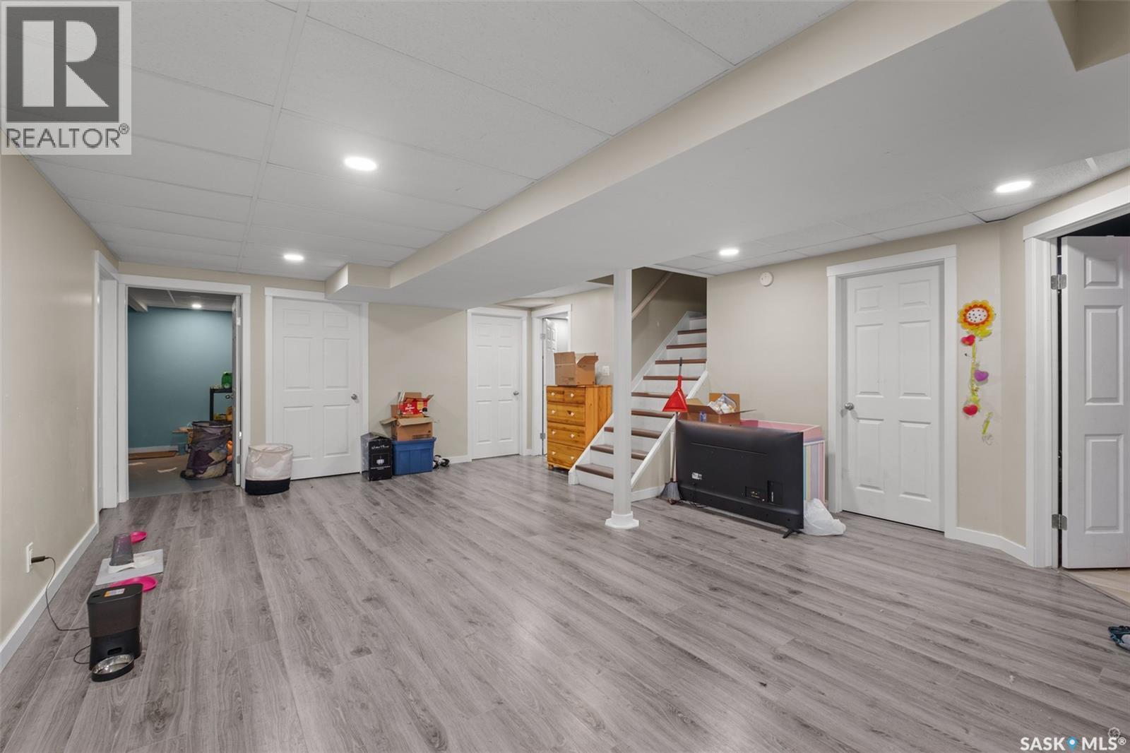 724 Eastwood Street, Prince Albert, SK - Indoor