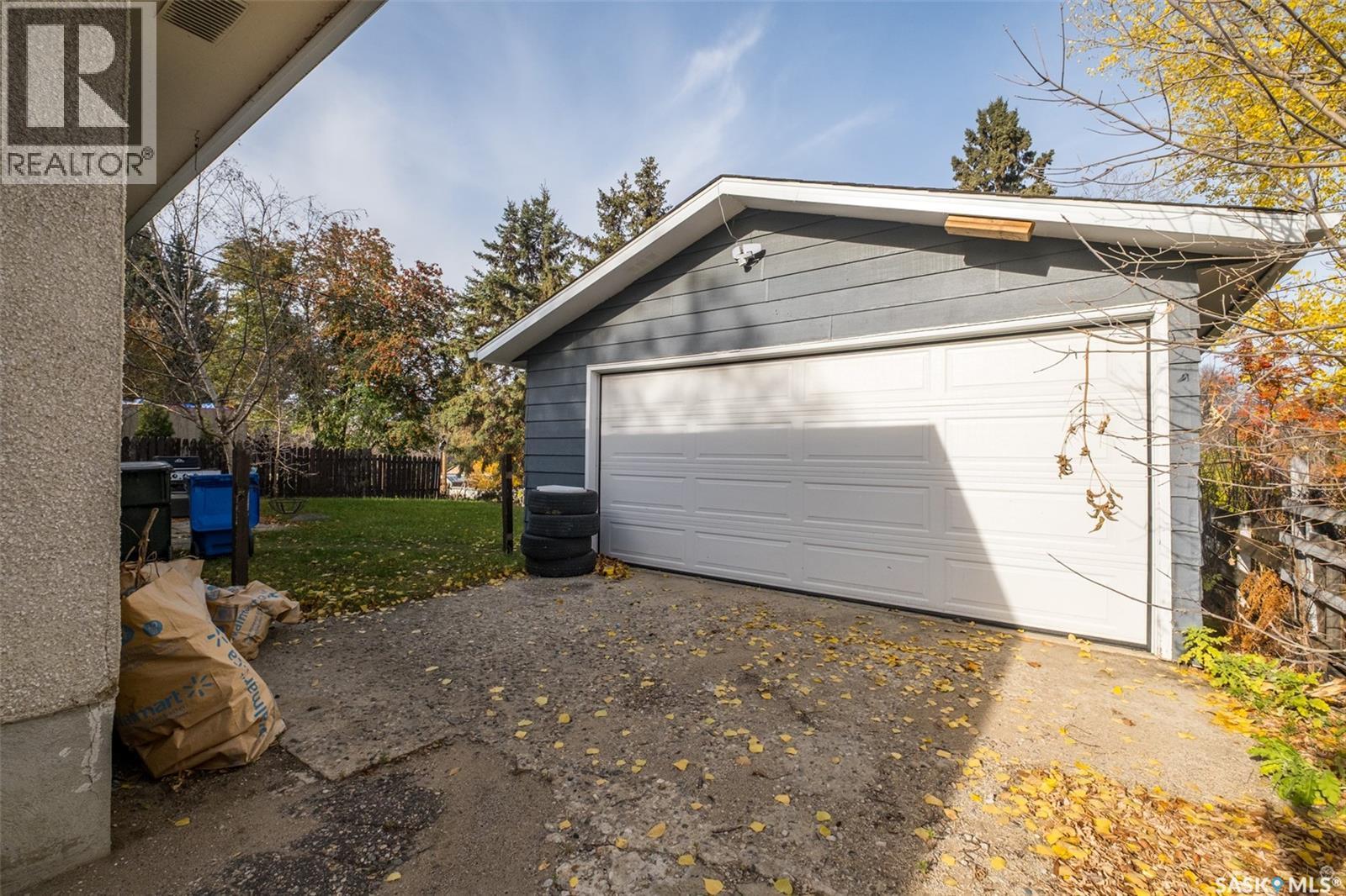 724 Eastwood Street, Prince Albert, SK - Outdoor With Exterior
