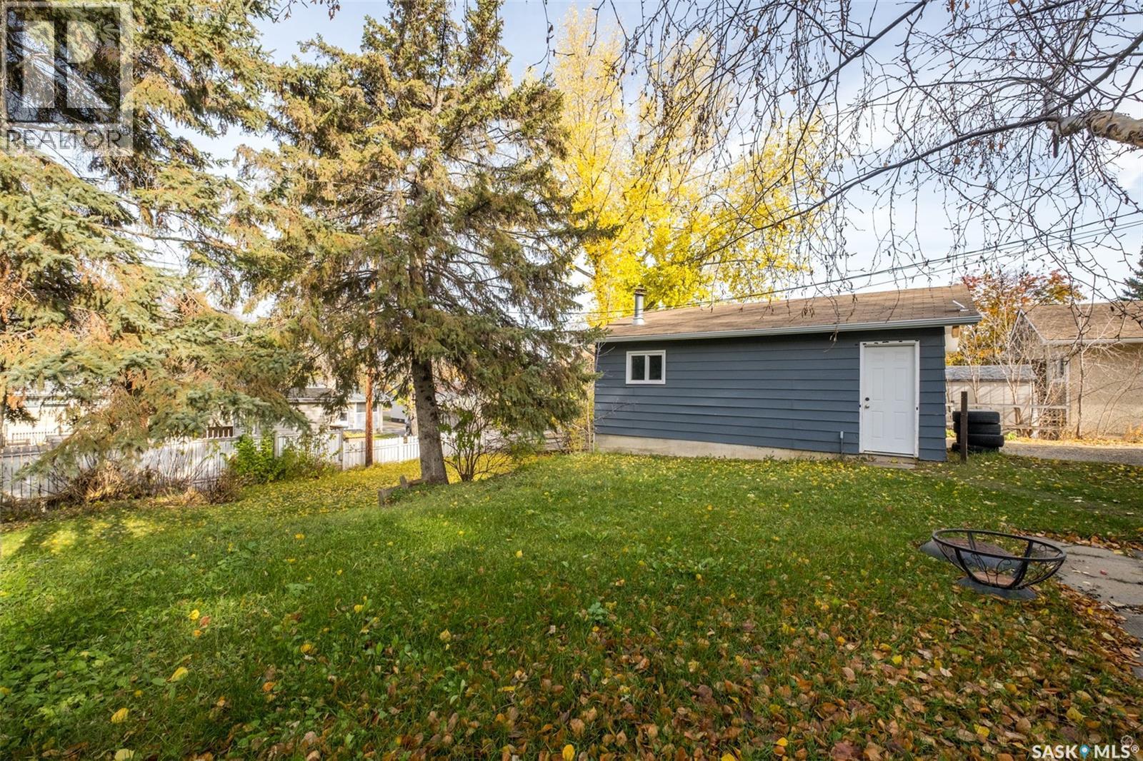 724 Eastwood Street, Prince Albert, SK - Outdoor
