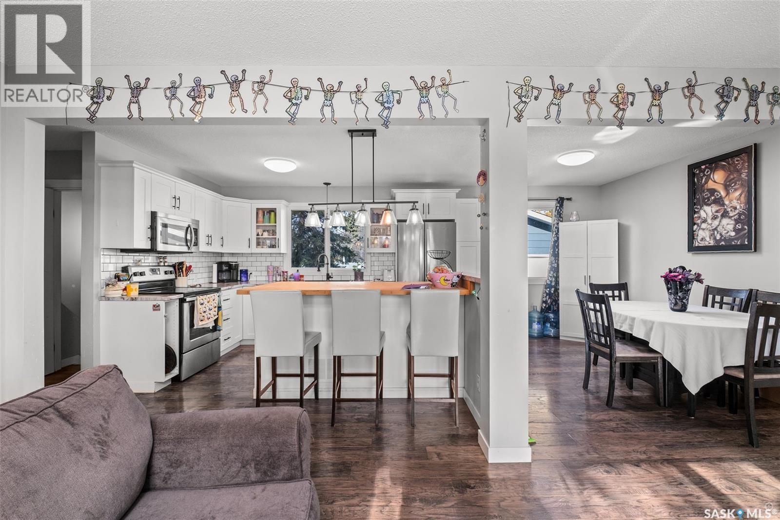 724 Eastwood Street, Prince Albert, SK - Indoor