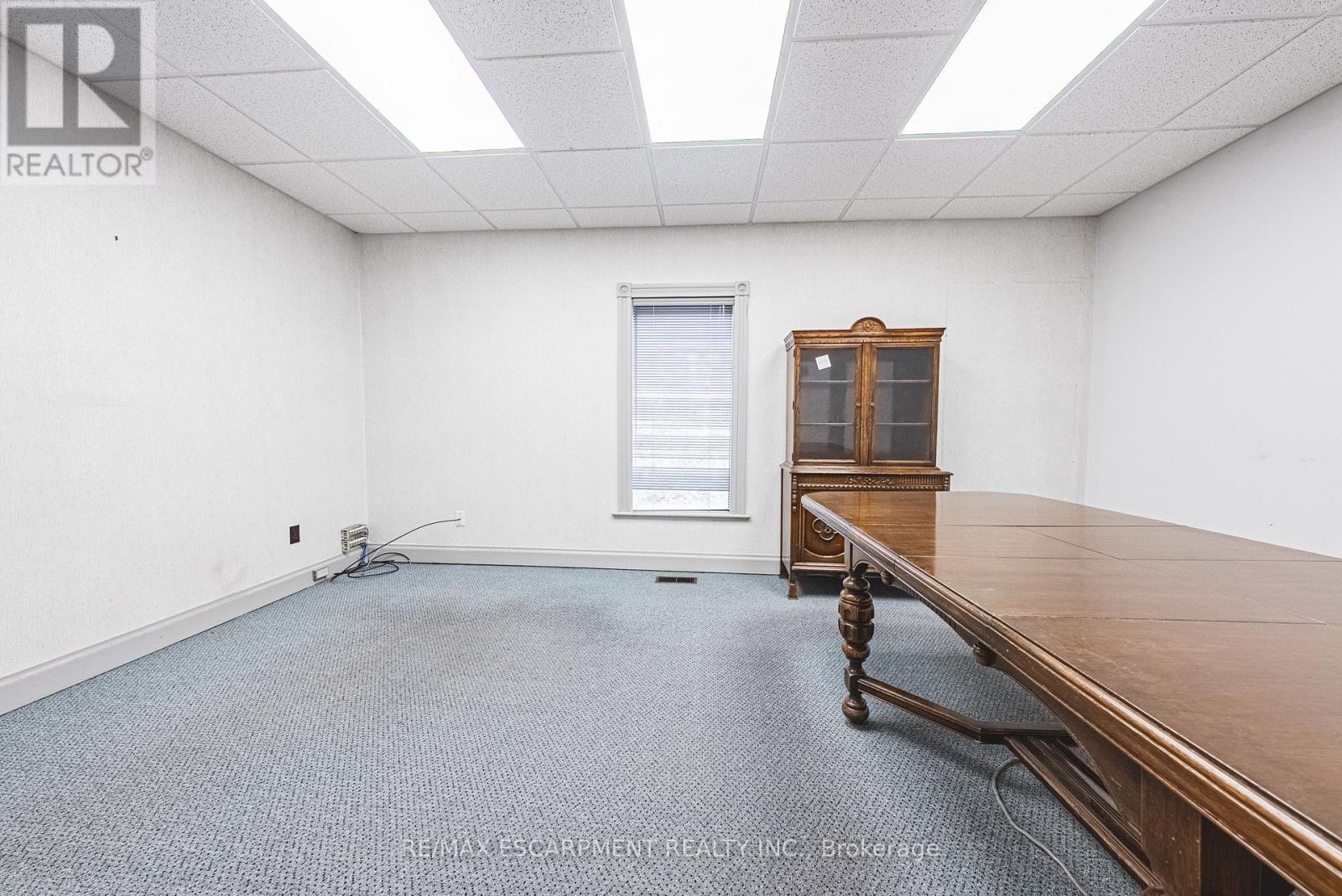 120 Catharine Street S, Hamilton, ON