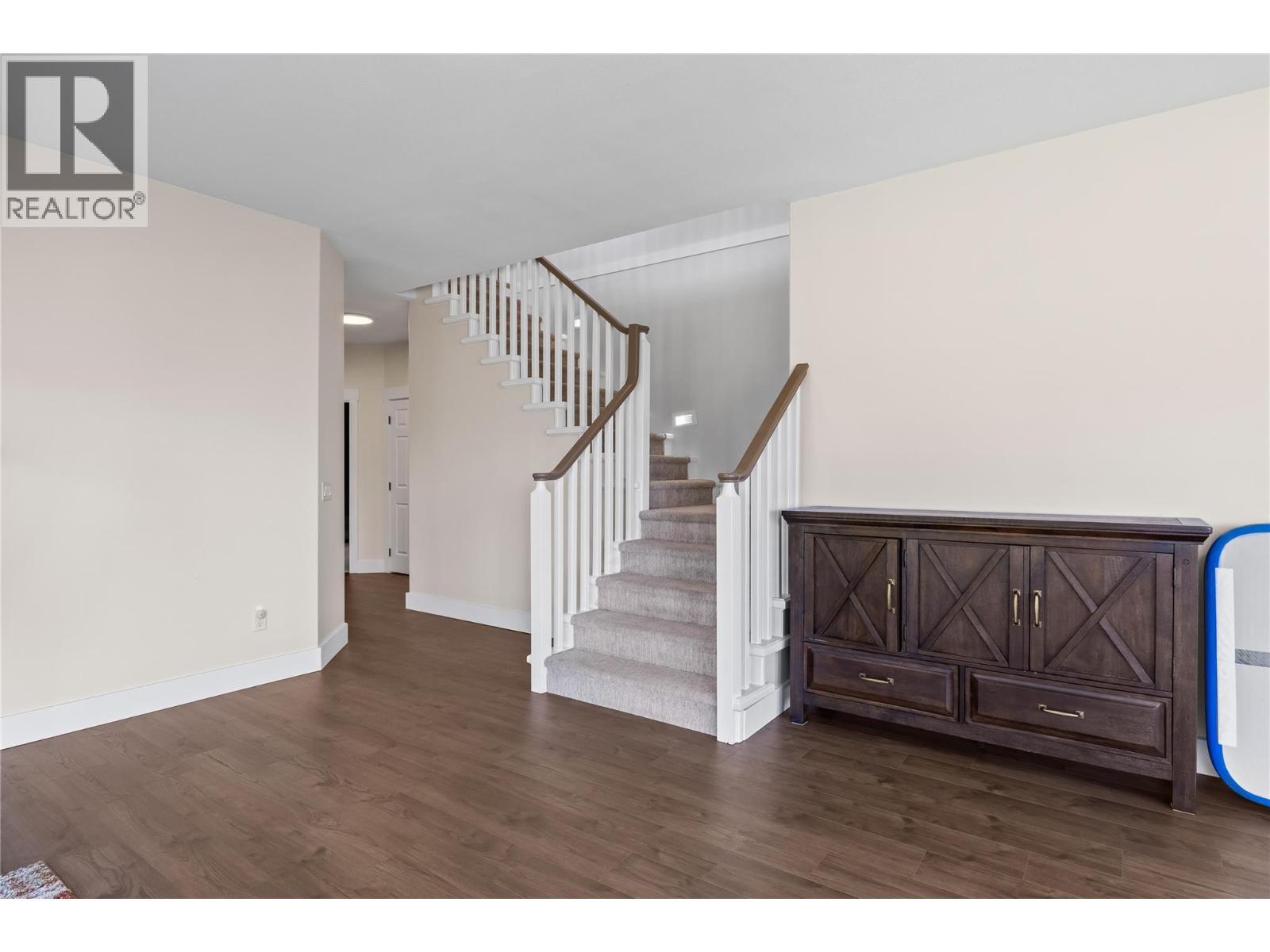 408 Quilchena Crescent, Kelowna, BC - Indoor Photo Showing Other Room