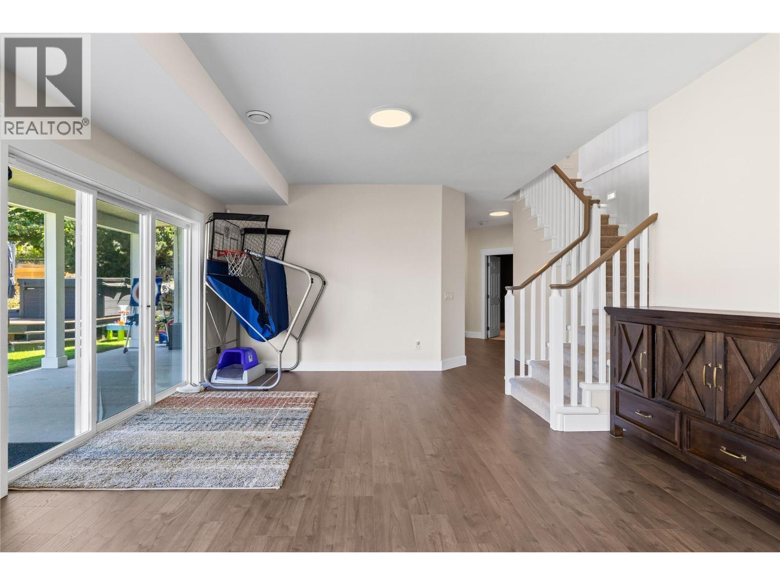 408 Quilchena Crescent, Kelowna, BC - Indoor Photo Showing Other Room