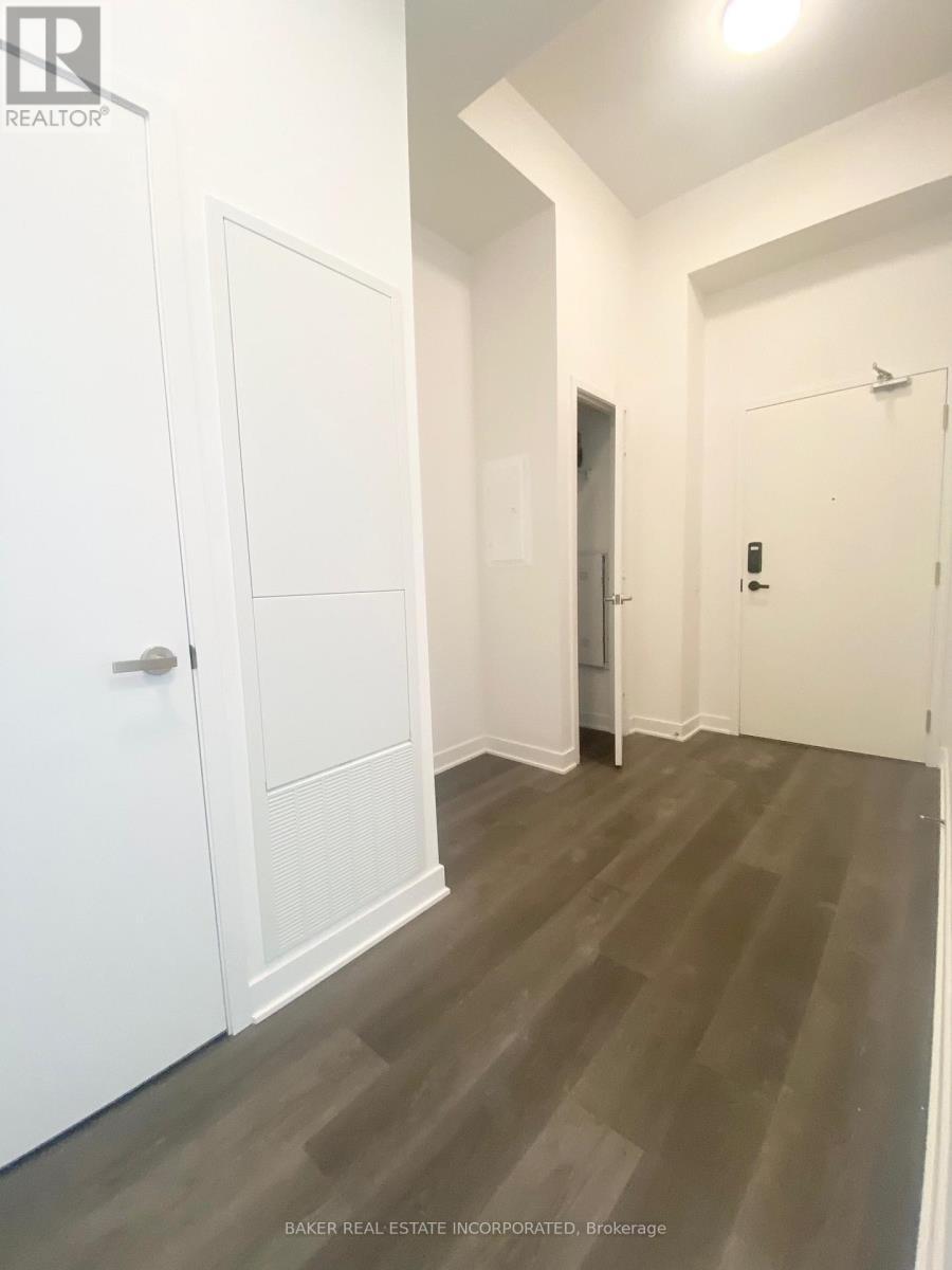 4807 - 3900 Confederation Parkway, Mississauga, ON - Indoor Photo Showing Other Room