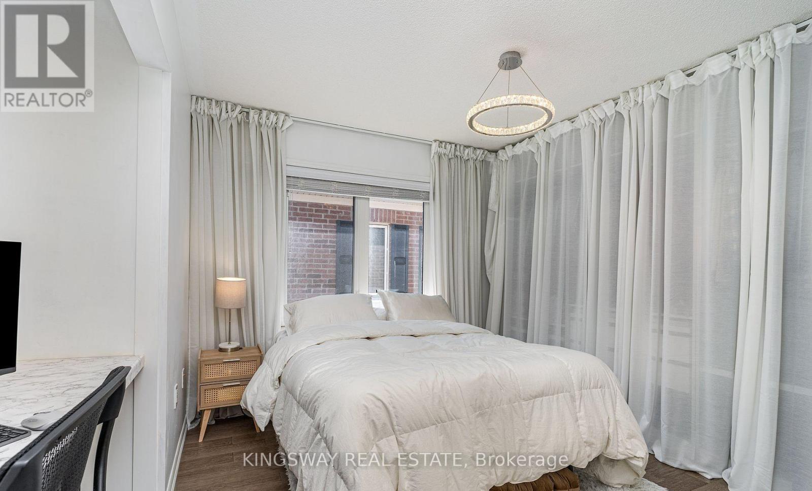 47 - 1000 Asleton Boulevard N, Milton, ON - Indoor Photo Showing Bedroom