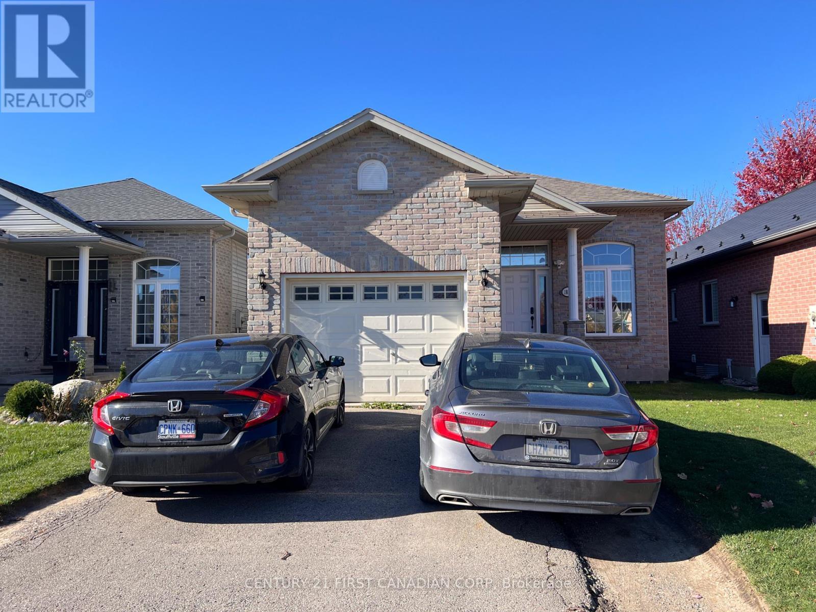 1813 Dalmagarry Drive, London North (North E), ON - Outdoor With Facade
