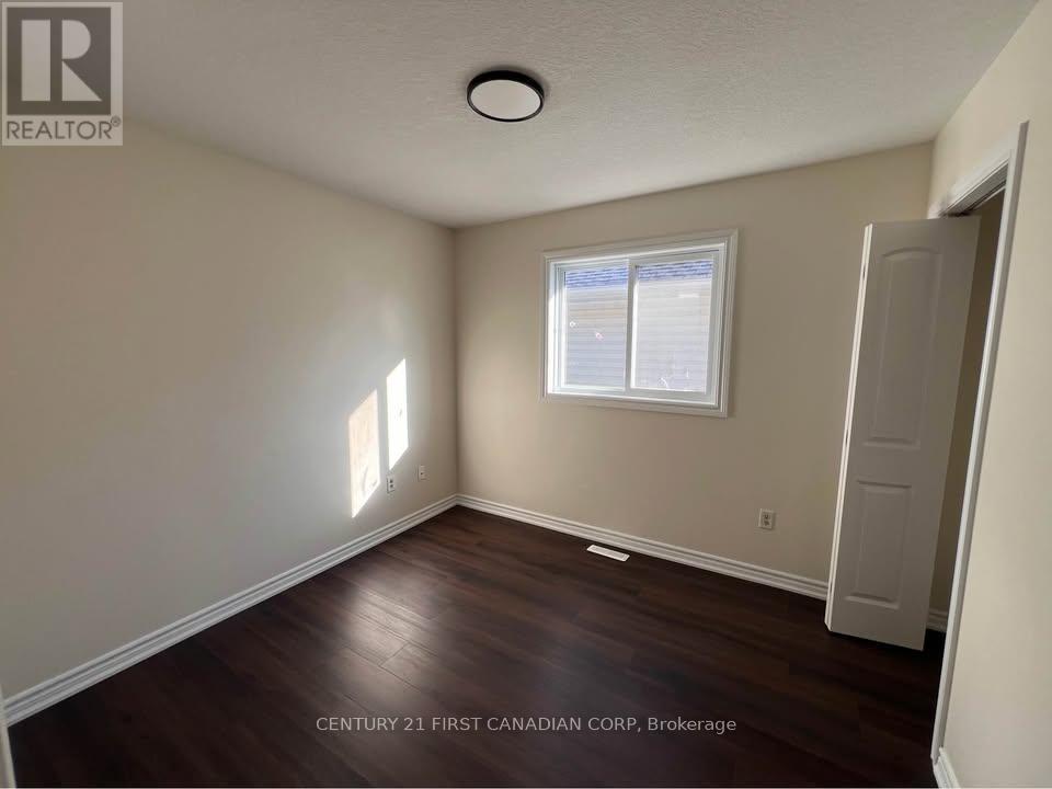 1813 Dalmagarry Drive, London North (North E), ON - Indoor Photo Showing Other Room