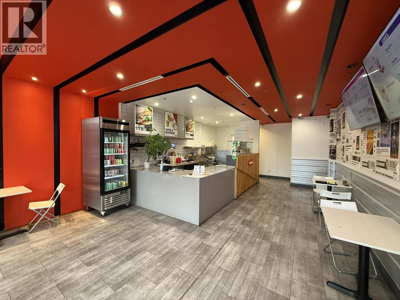 102 1668 W Broadway, Vancouver, BC