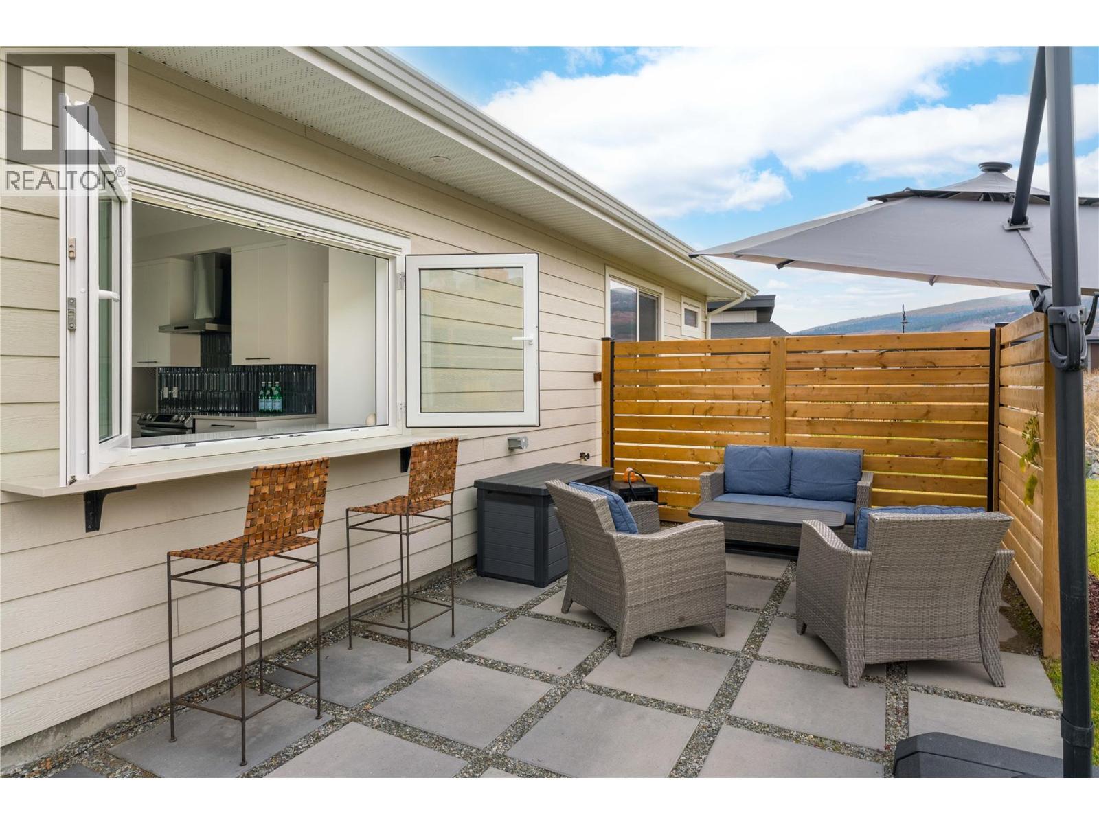 1131 Collinson Court, Kelowna, BC - Outdoor With Deck Patio Veranda With Exterior