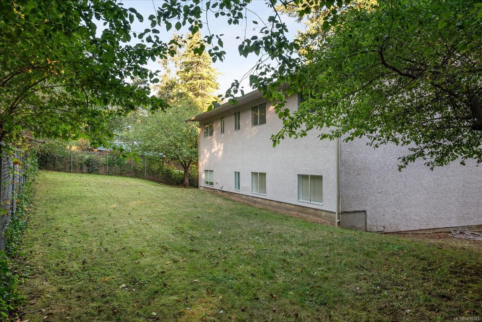 4425 Gulfview Dr, Nanaimo, BC