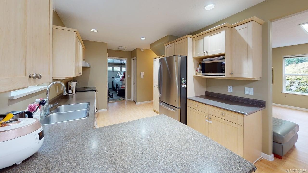 10-95 Talcott Rd, View Royal, BC