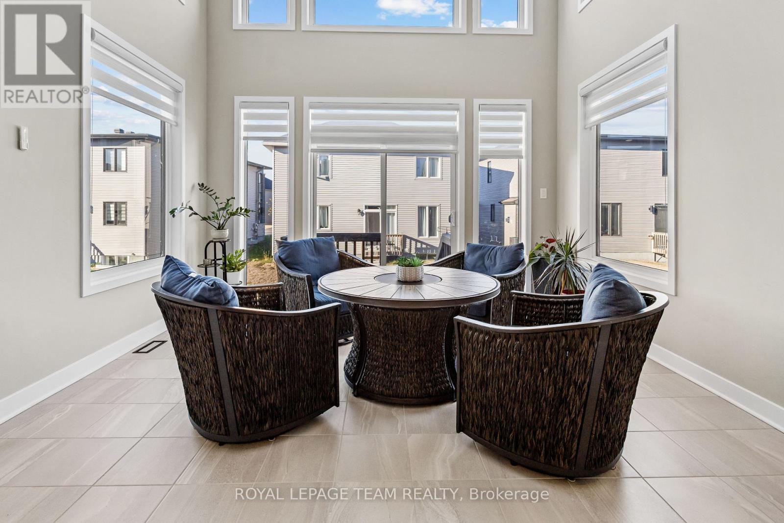 28 Dun Skipper Drive, Ottawa, ON - Indoor