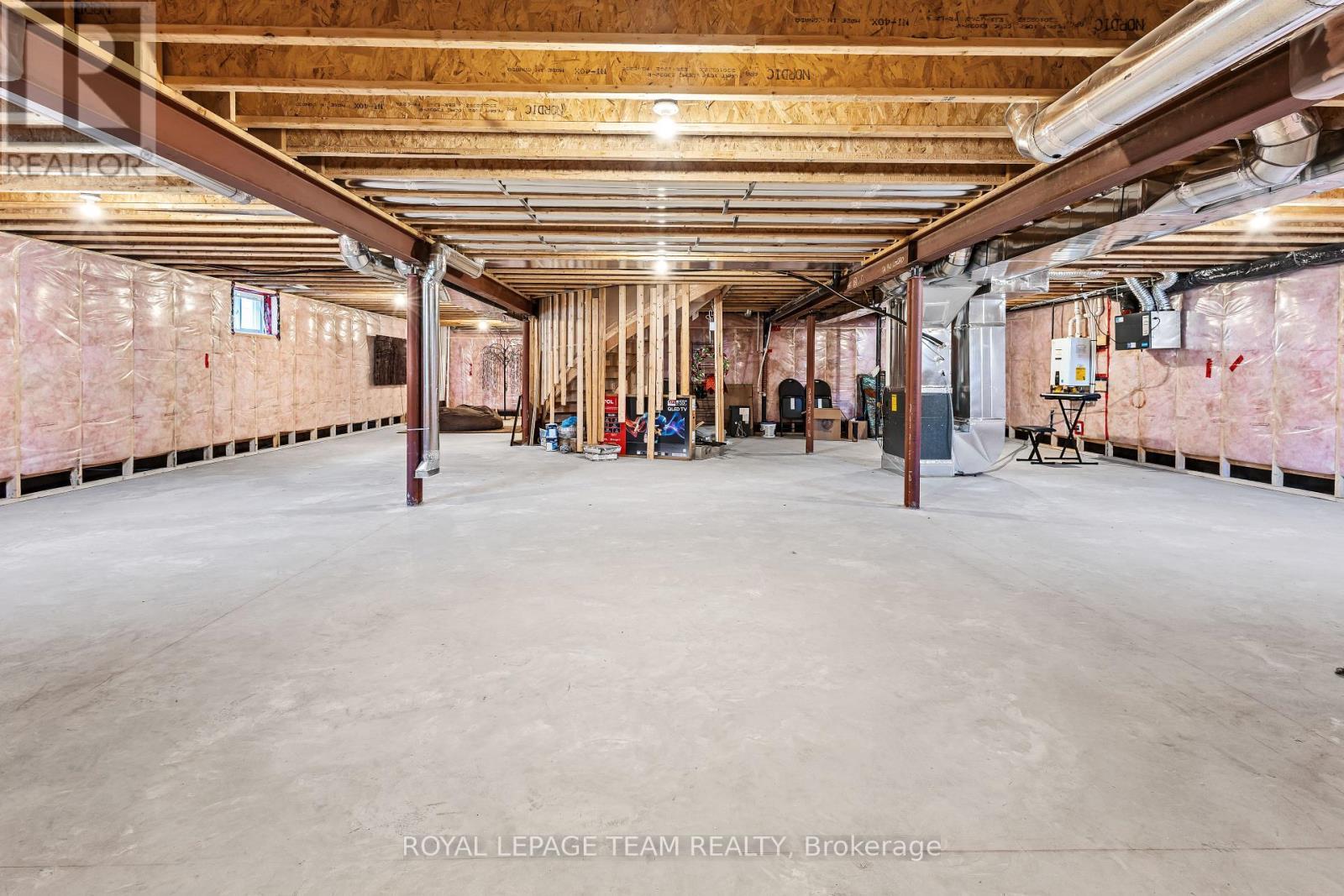 28 Dun Skipper Drive, Ottawa, ON - Indoor Photo Showing Basement